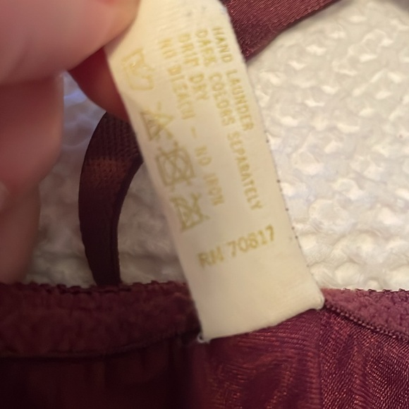 NWOT Vintage Victorias Secret Second Skin Satin Bra and Panty set - 36C and L.​ - Picture 10 of 10